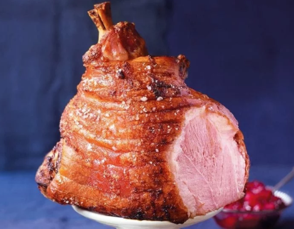 Spiced Christmas Crackling Ham - Yum